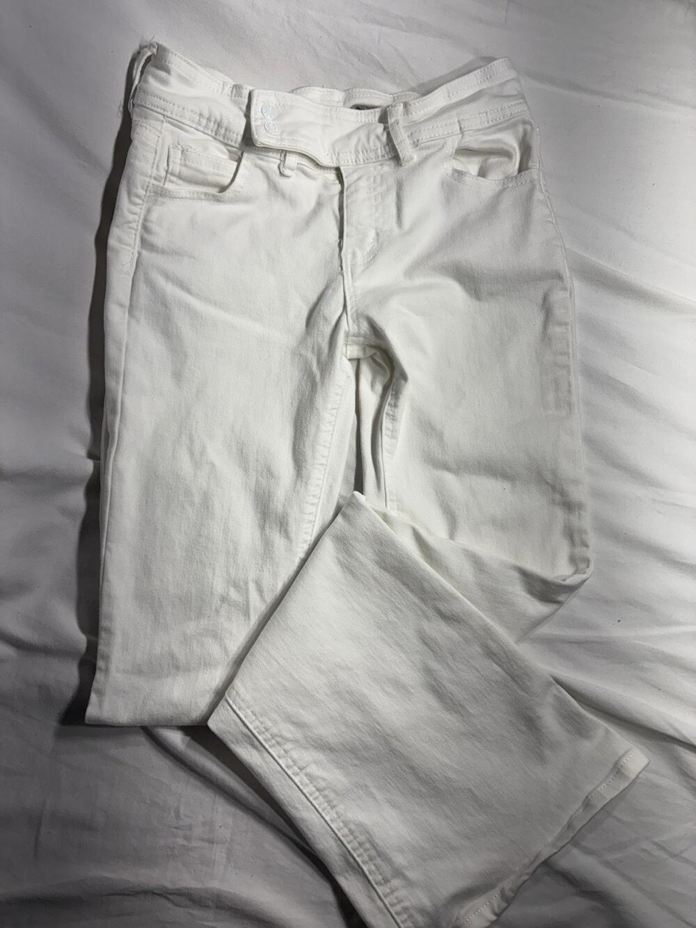 Tractr White Jeans Flare Leg Women’s Size 14